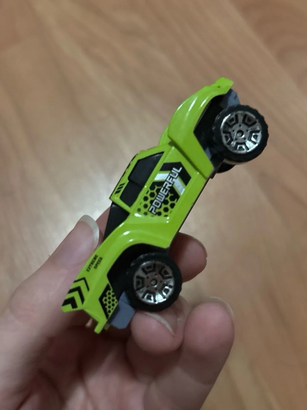 Bright Green Off-Road Toy Truck for Kids - Durable Play Vehicle